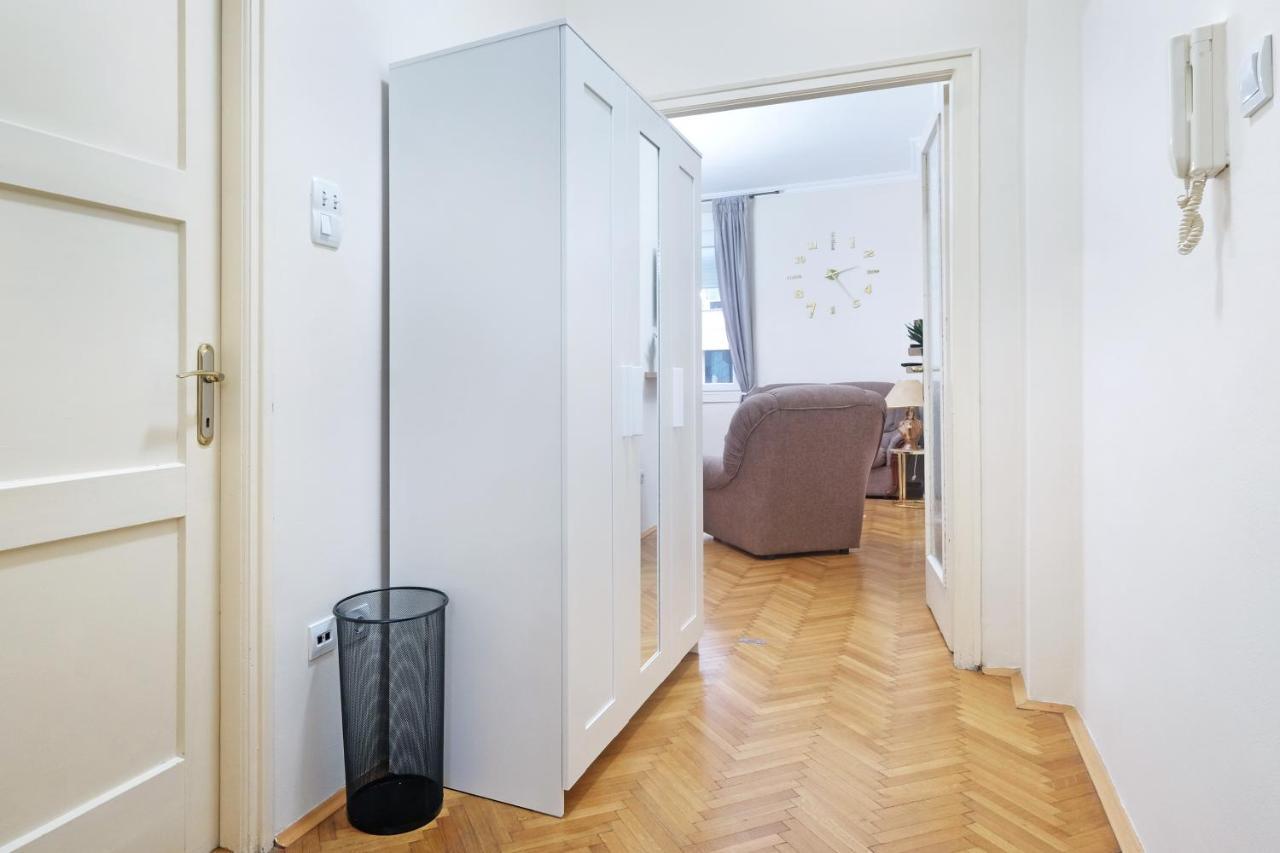 Illusion Downtown Apartment بلغراد المظهر الخارجي الصورة
